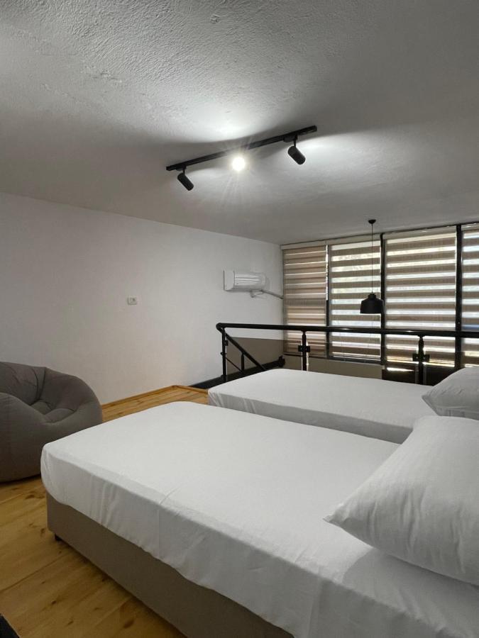D&E Apartaments ティラナ エクステリア 写真